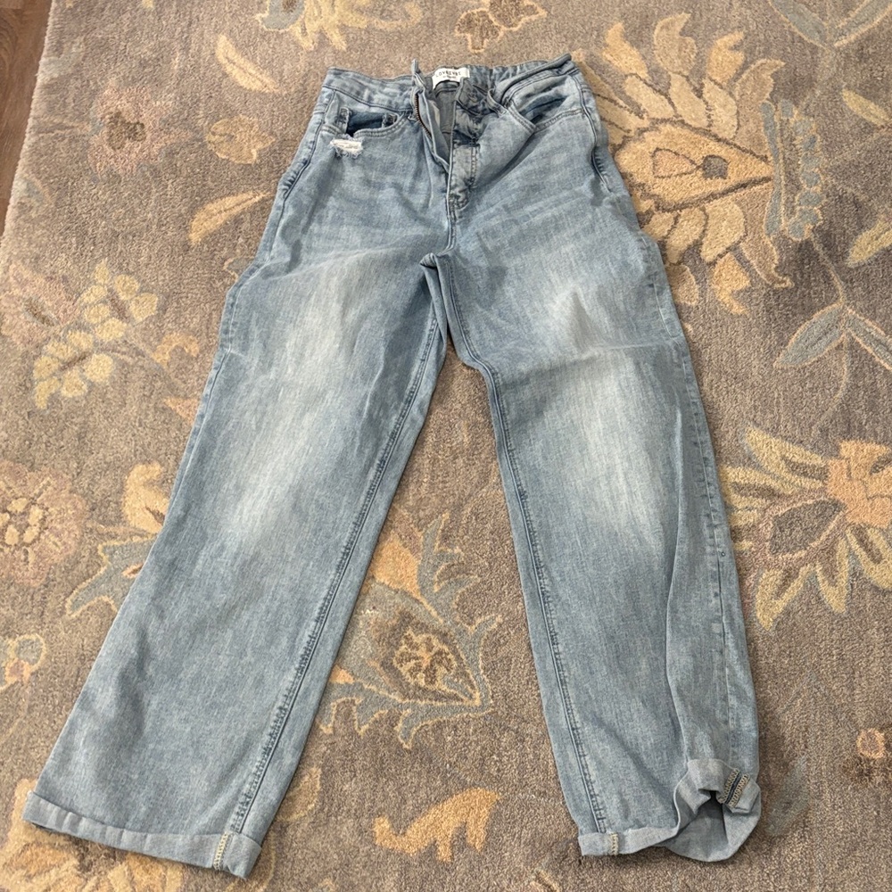 Women's Straight Leg Jeans - Light Blue